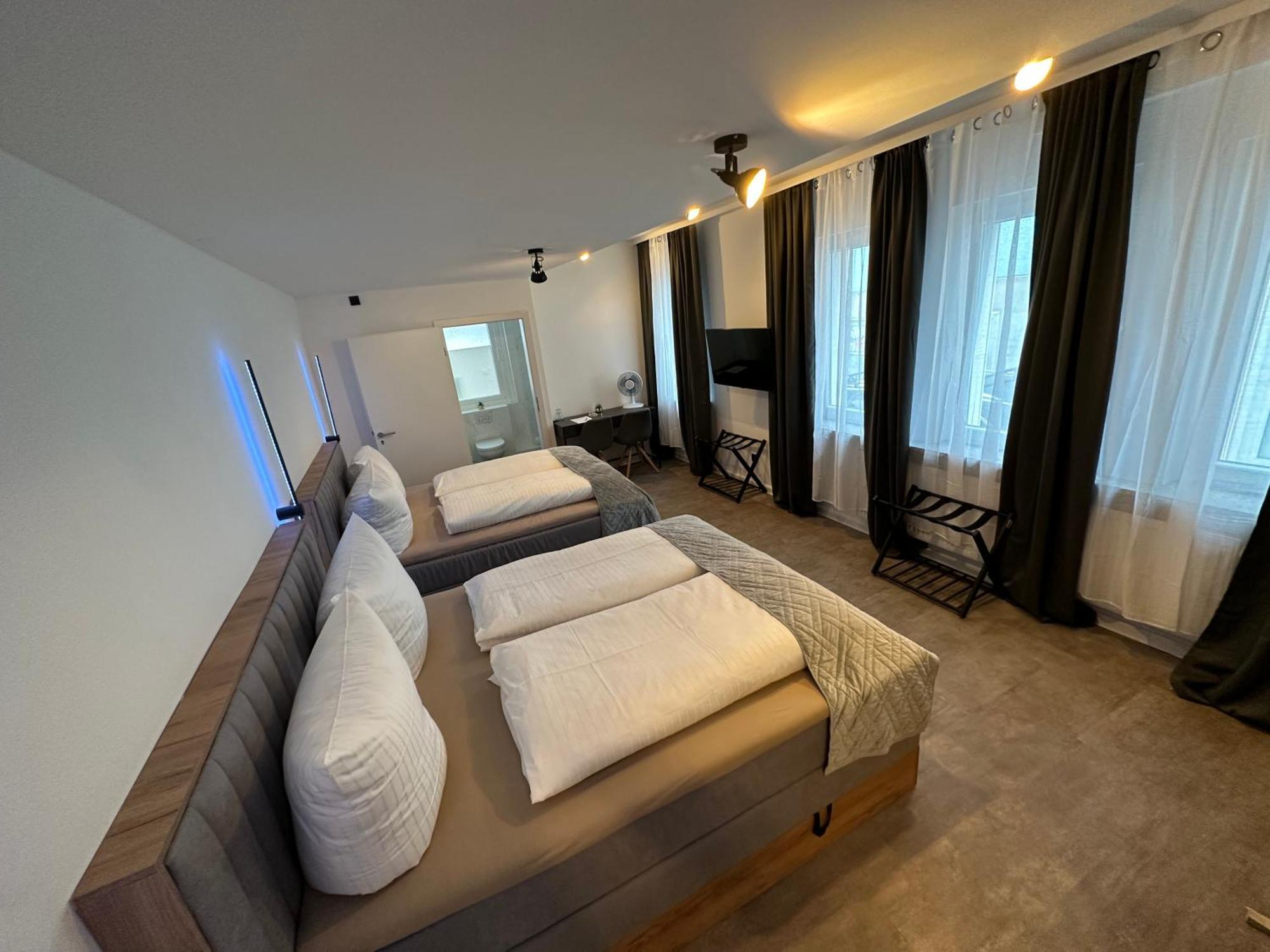 Hotel Emilia Würzburg Kültér fotó